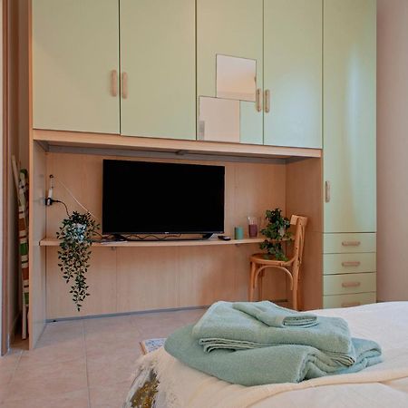 L'Angolo Di Grace Apartment Livorno Luaran gambar