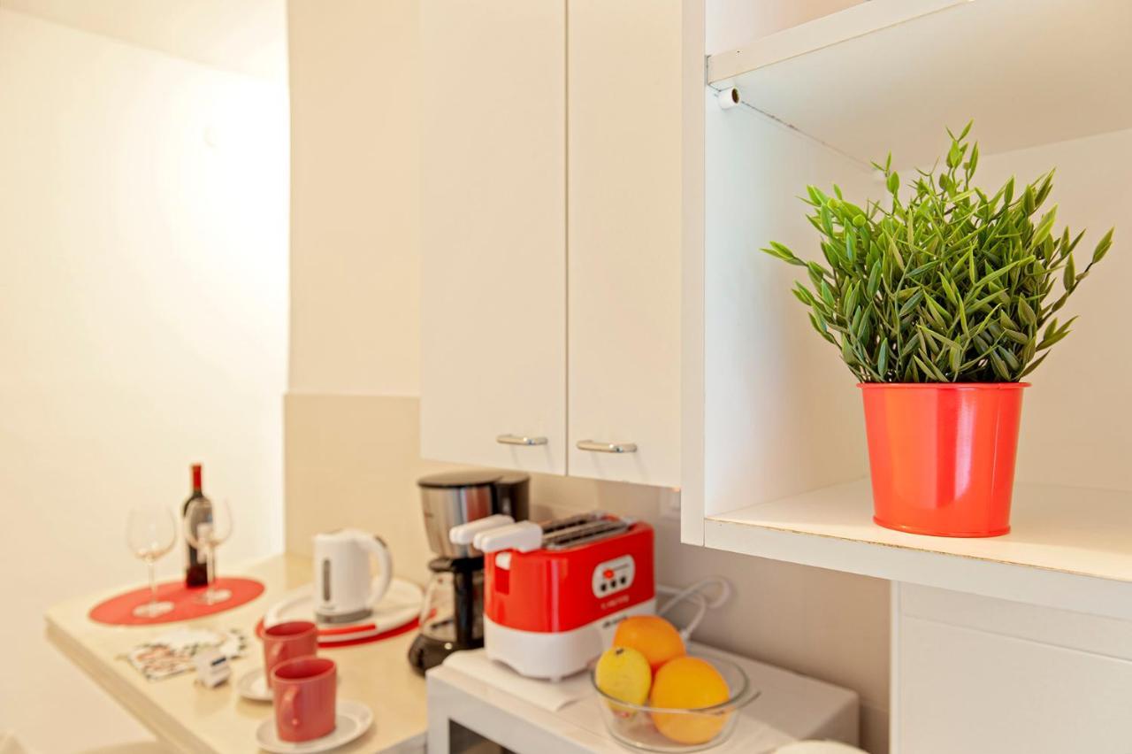 L'Angolo Di Grace Apartment Livorno Luaran gambar